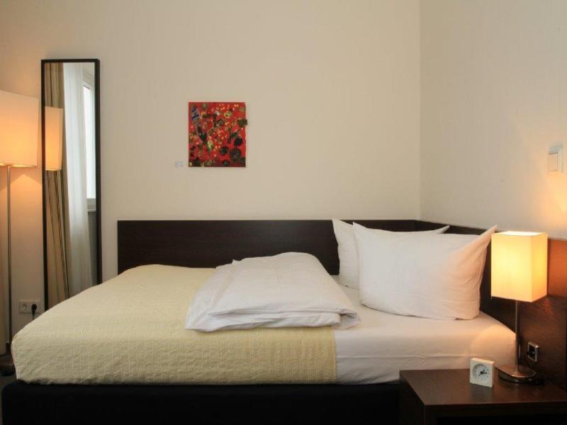 Hotel Luetzow Berlin Luaran gambar